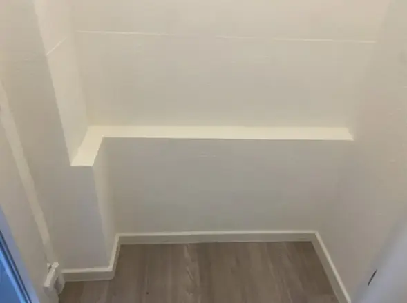 Nachher – sanierte Wand